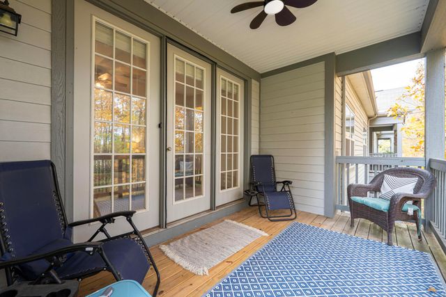 687 Wintergreen Way, Lewis Center, OH 43035