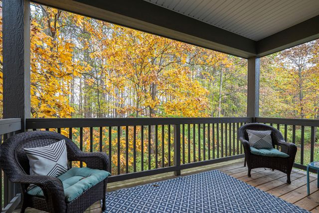 687 Wintergreen Way, Lewis Center, OH 43035