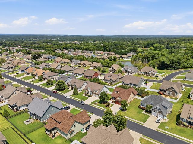 8498 Deer Run Circle, Ooltewah, TN 37363