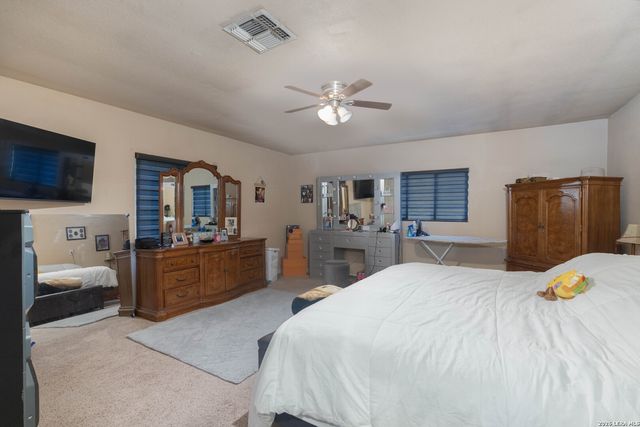 6227 Valley Queen, San Antonio, TX 78250