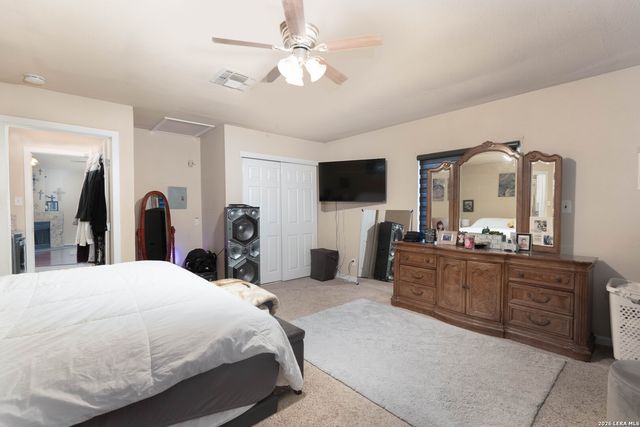6227 Valley Queen, San Antonio, TX 78250