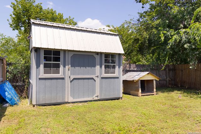 6227 Valley Queen, San Antonio, TX 78250