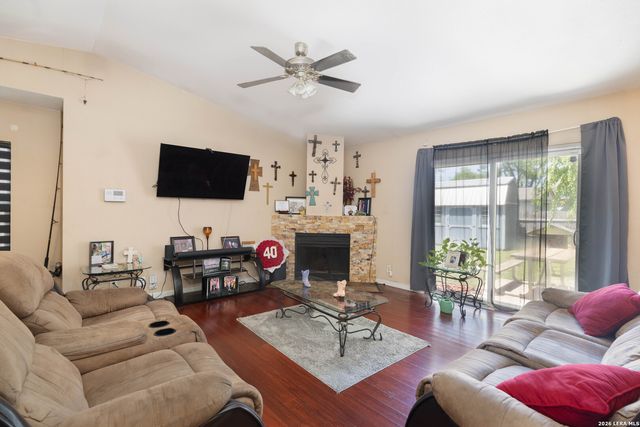 6227 Valley Queen, San Antonio, TX 78250