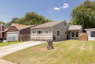6227 Valley Queen, San Antonio, TX 78250