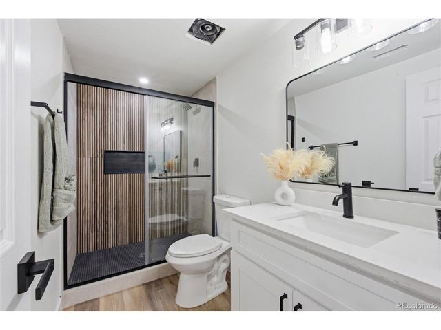 1715 Hermosa Dr, Highlands Ranch, CO 80126