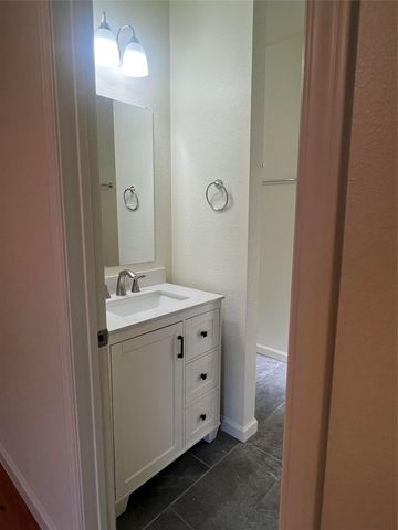 5404 Martin Ave A, Austin, TX 78751