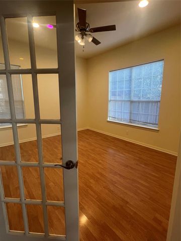 5404 Martin Ave A, Austin, TX 78751