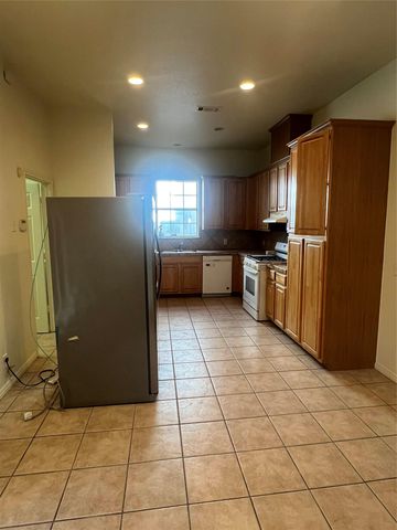 5404 Martin Ave A, Austin, TX 78751