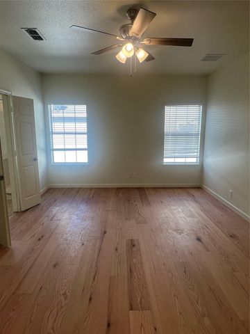 5404 Martin Ave A, Austin, TX 78751