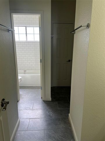 5404 Martin Ave A, Austin, TX 78751