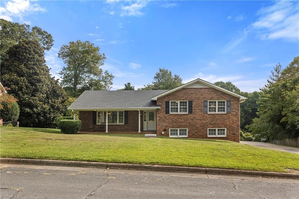 3061 Magazine Drive, Winston-salem, NC 27106