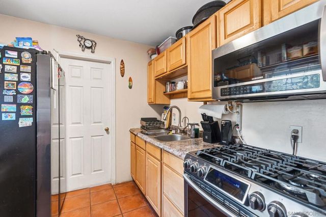 8952 Detwiler Rd, Escondido, CA 92029