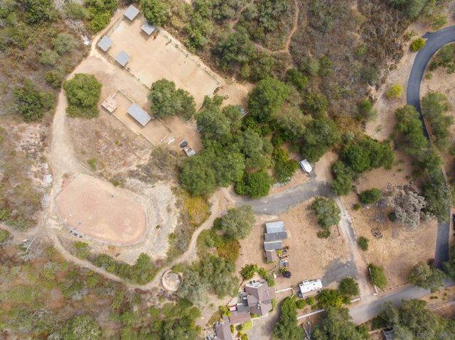 8952 Detwiler Rd, Escondido, CA 92029
