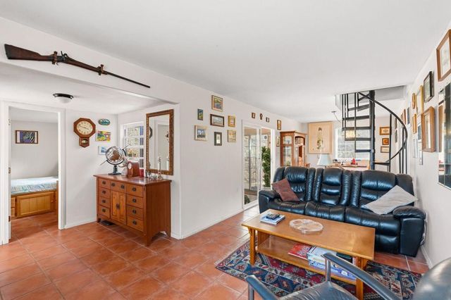 8952 Detwiler Rd, Escondido, CA 92029