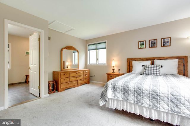 5519 WOODBINE RD, Woodbine, MD 21797