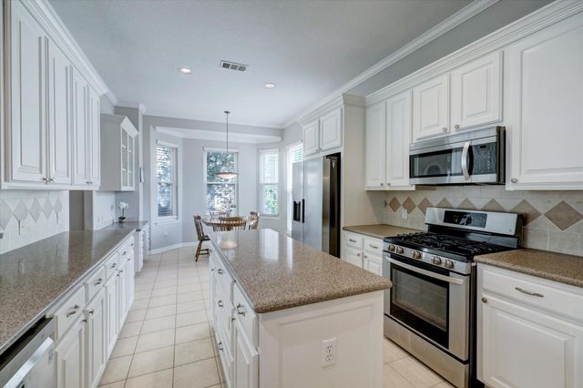 5217 Blossom Street C, Houston, TX 77007