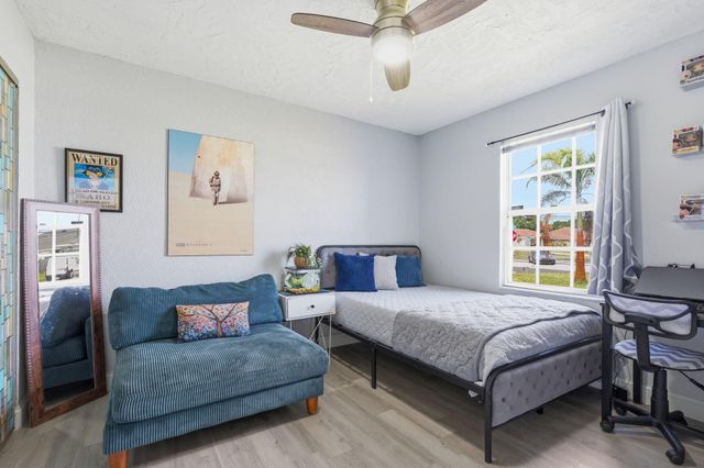 494 SW Paar Drive, Port St. Lucie, Port St Lucie, FL 34953