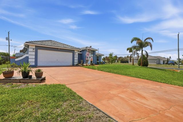 494 SW Paar Drive, Port St. Lucie, Port St Lucie, FL 34953