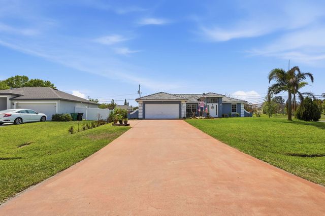 494 SW Paar Drive, Port St. Lucie, Port St Lucie, FL 34953