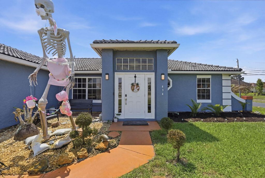 494 SW Paar Drive, Port St. Lucie, Port St Lucie, FL 34953