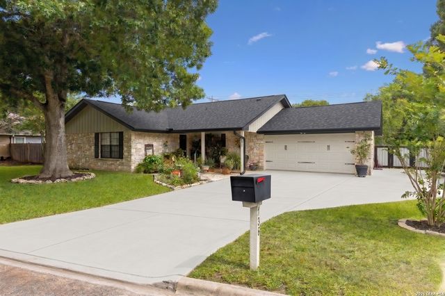 106 Lehmann St, Boerne, TX 78006