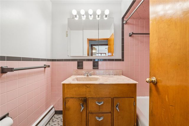 6234 Schafer Dr, Upper Burrell, PA 15068