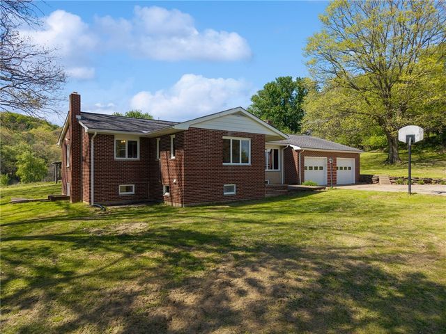 6234 Schafer Dr, Upper Burrell, PA 15068