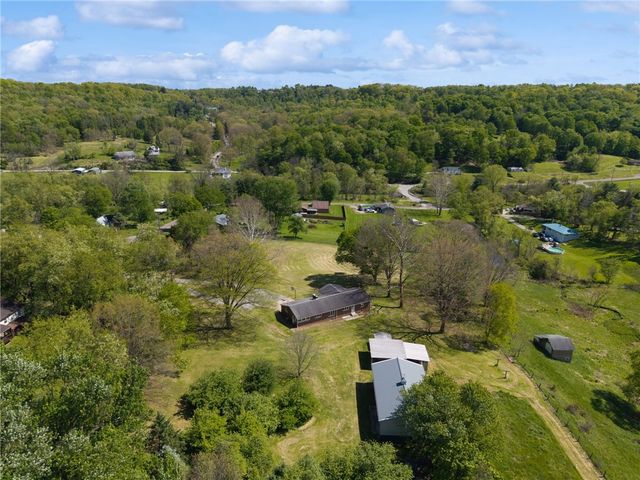 6234 Schafer Dr, Upper Burrell, PA 15068