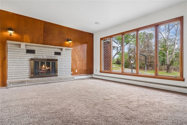 6234 Schafer Dr, Upper Burrell, PA 15068