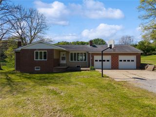 6234 Schafer Dr, Upper Burrell, PA 15068