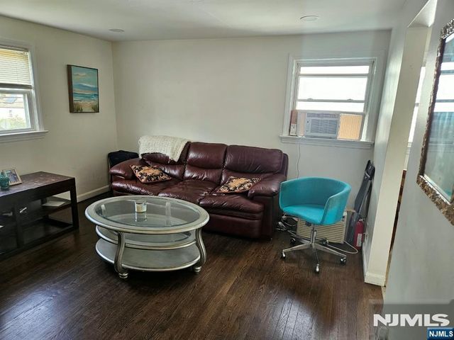 297 Prospect Avenue 2, Bergenfield, NJ 07621
