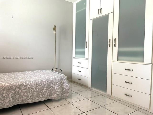 16166 SW 86th Ter, Miami, FL 33193