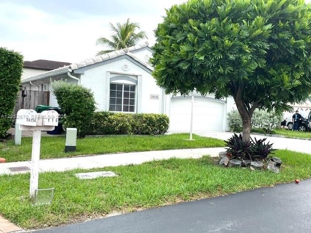 16166 SW 86th Ter, Miami, FL 33193