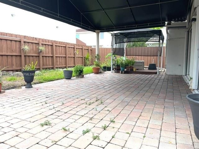 16166 SW 86th Ter, Miami, FL 33193
