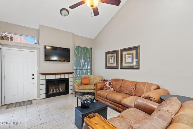 1717 E UNION HILLS Drive 1042, Phoenix, AZ 85024