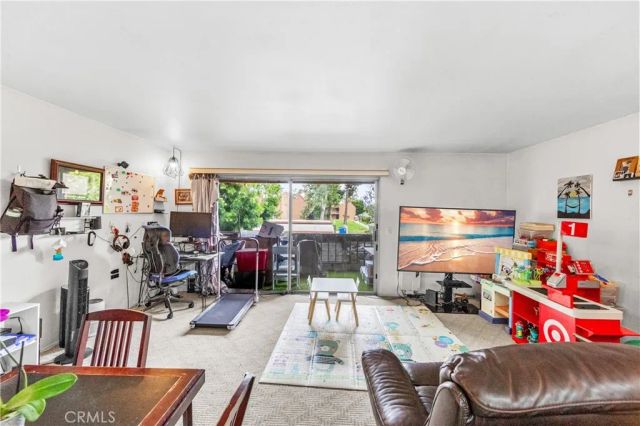 6600 Warner Ave 42, Huntington Beach, CA 92647