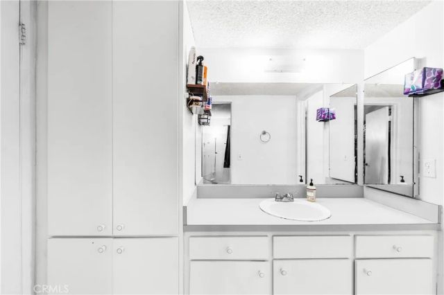 6600 Warner Ave 42, Huntington Beach, CA 92647