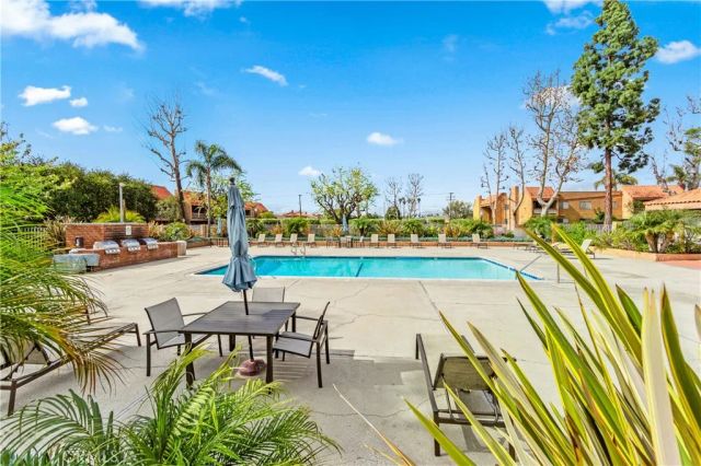 6600 Warner Ave 42, Huntington Beach, CA 92647
