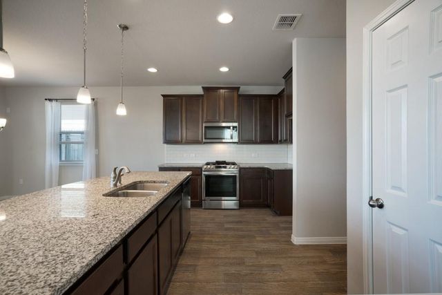205 Guemal RD, Buda, TX 78610