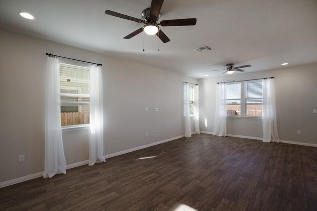 205 Guemal RD, Buda, TX 78610