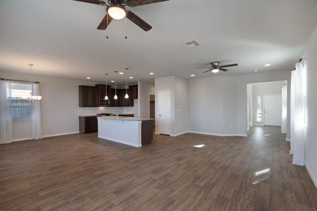 205 Guemal RD, Buda, TX 78610