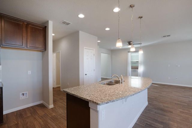 205 Guemal RD, Buda, TX 78610