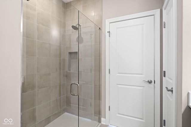 6180 Preserve Way, Mccordsville, IN 46055