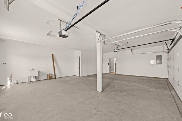 6180 Preserve Way, Mccordsville, IN 46055