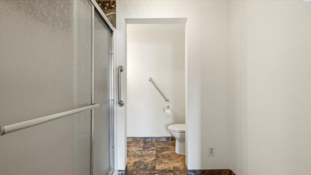 6730 W 9th Ave, Kennewick, WA 99336