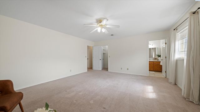 6730 W 9th Ave, Kennewick, WA 99336