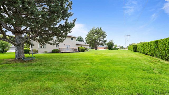 6730 W 9th Ave, Kennewick, WA 99336