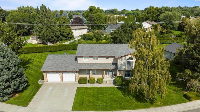 6730 W 9th Ave, Kennewick, WA 99336