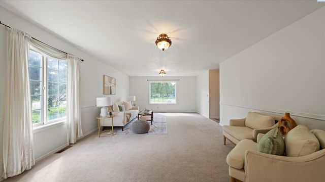 6730 W 9th Ave, Kennewick, WA 99336