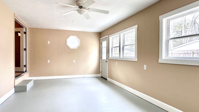 207 N Illinois Avenue, West Frankfort, IL 62896